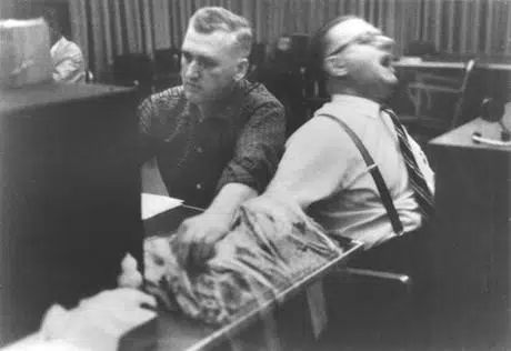 Neuromarketing applicato al web: Stanley Milgram experiment