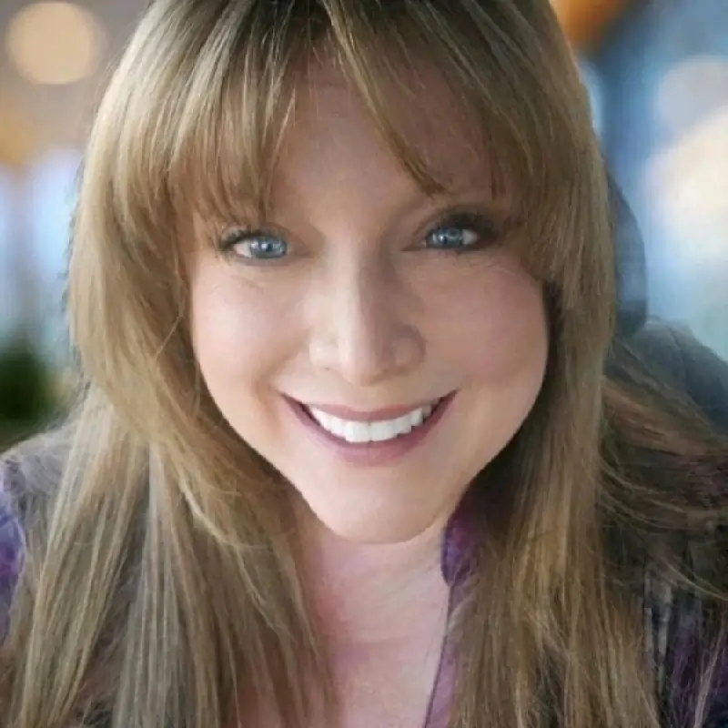 Kristine Schachinger intervistata dal SEO Roberto Serra