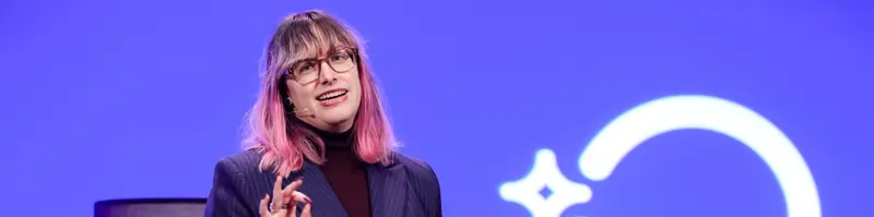 Amanda King intervistata dal SEO Roberto Serra